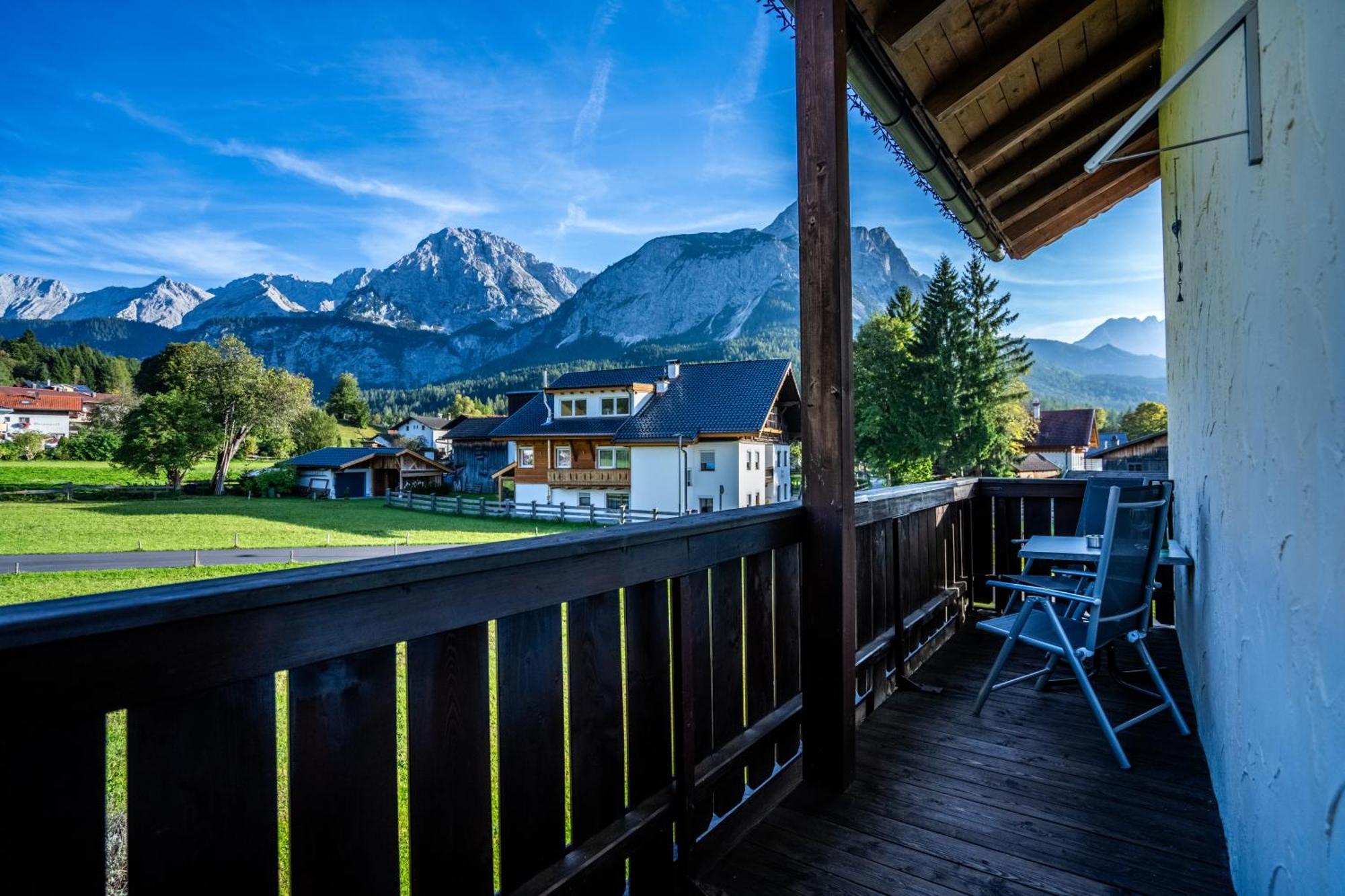 Tiroler Alpblick Appartements Ehrwald Exterior foto